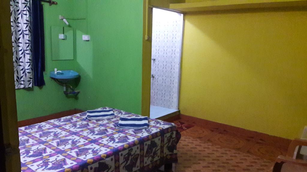 Savitri Guest House อารัมบล ภายนอก รูปภาพ